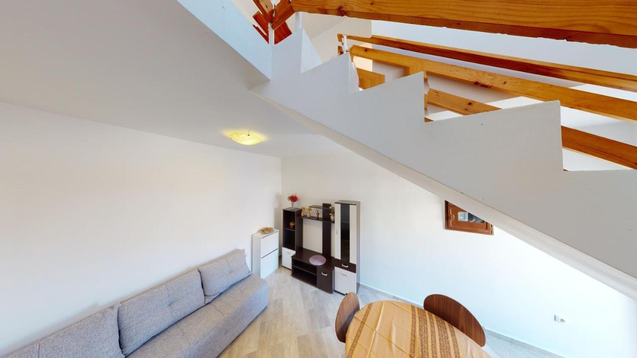 Apartments Riva 메타이나 외부 사진