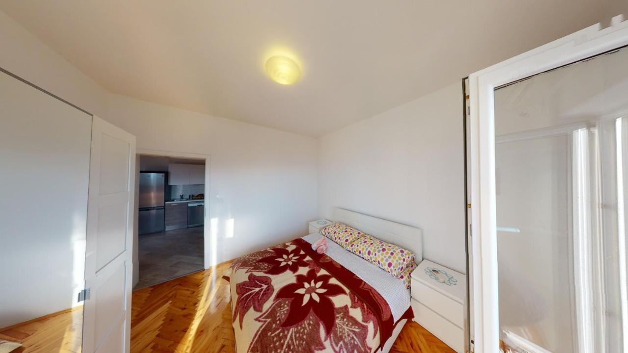 Apartments Riva 메타이나 외부 사진